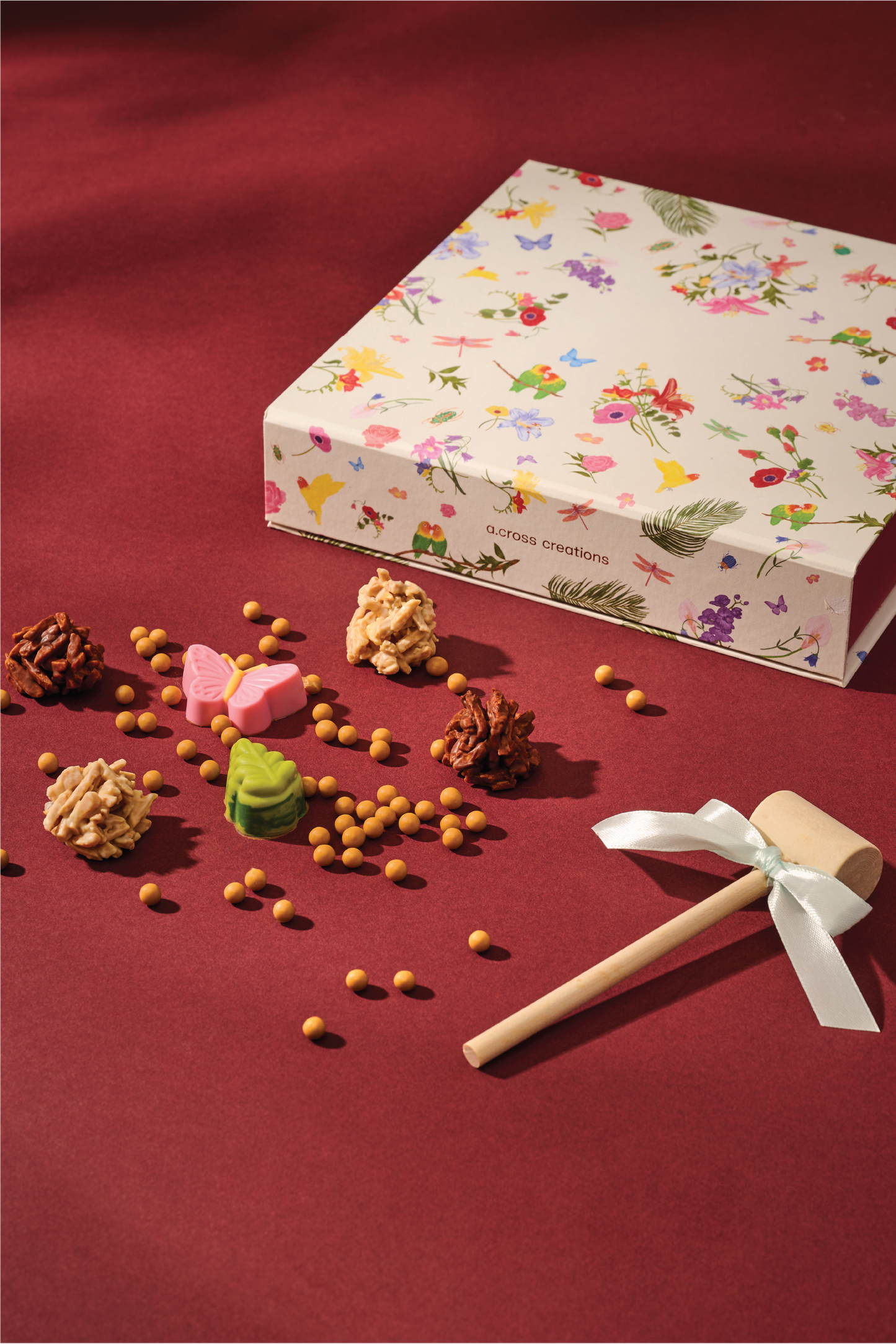 Daisy In Bloom Chocolate Piñata: Light Blue Edition